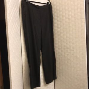 16W Sejour dress pants. Black and grey weave